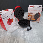 وافل ساز مینی طرح قلب | ۳۵۰ وات | مدل mini waffle maker